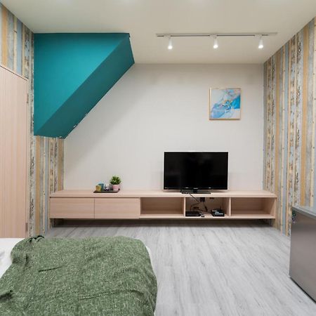 Reise Guesthouse 喜遊旅宿 ゲストハウス 旅マニア Tainan Esterno foto
