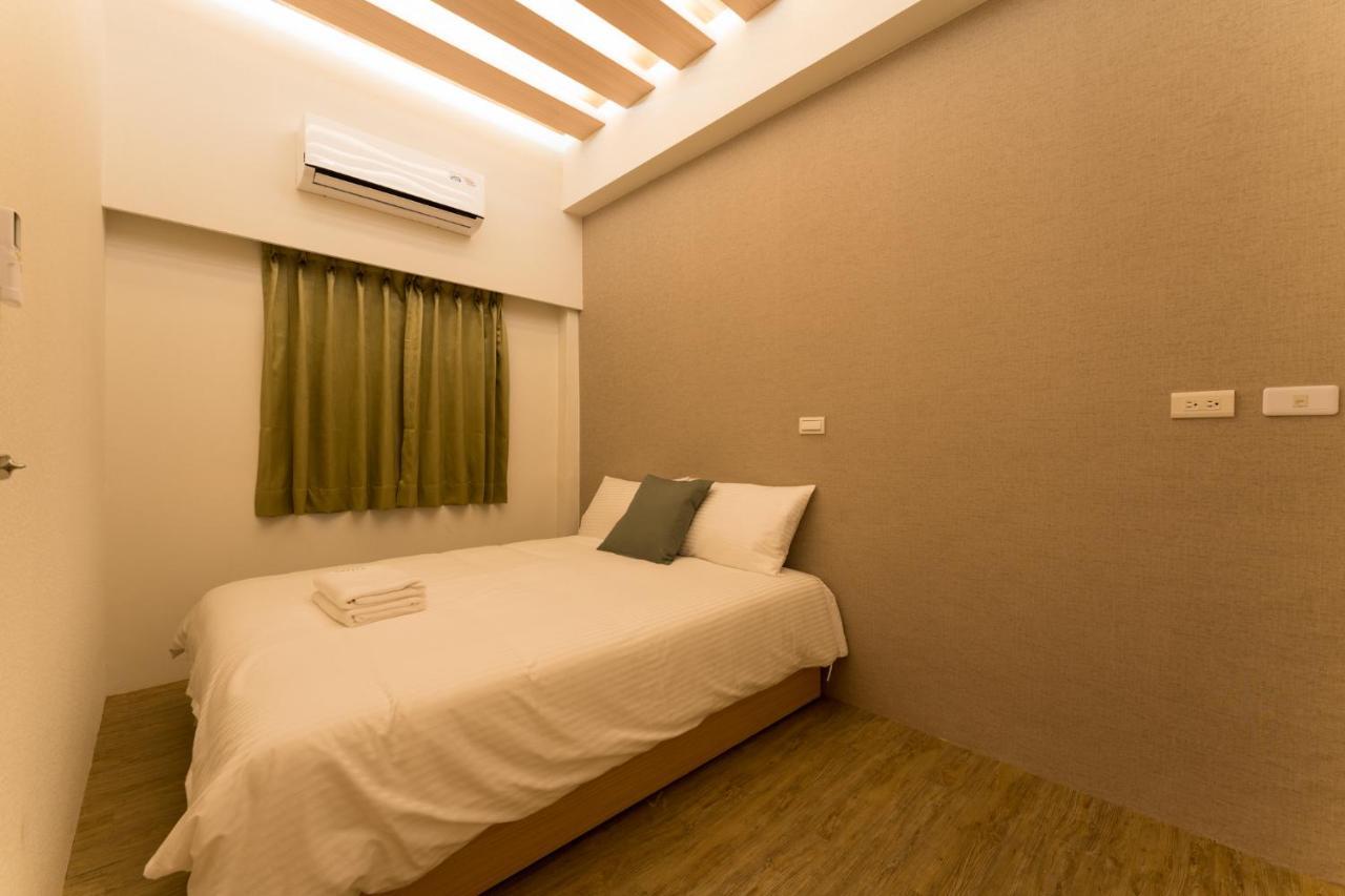 Reise Guesthouse 喜遊旅宿 ゲストハウス 旅マニア Tainan Esterno foto