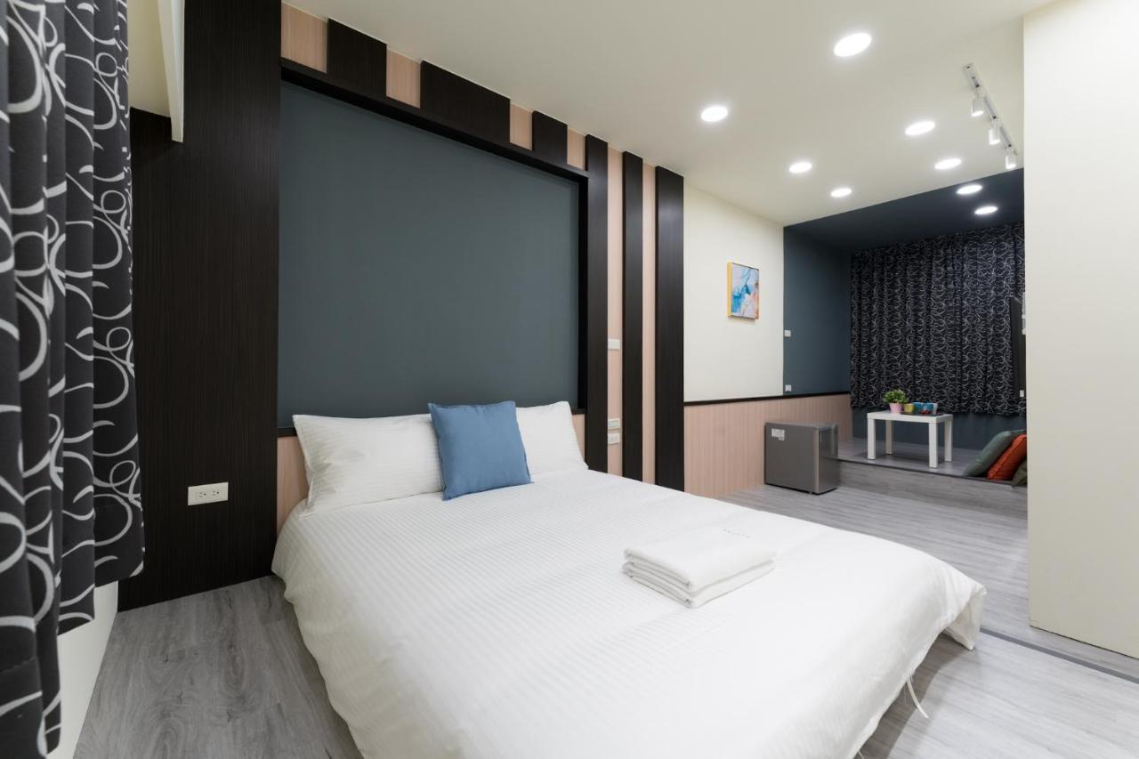 Reise Guesthouse 喜遊旅宿 ゲストハウス 旅マニア Tainan Esterno foto